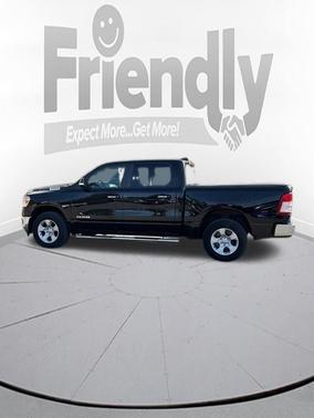 Diamond Black Crystal Pearlcoat 2020 RAM 1500 Big Horn/Lone Star
