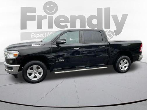 Diamond Black Crystal Pearlcoat 2020 RAM 1500 Big Horn/Lone Star