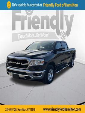 Diamond Black Crystal Pearlcoat 2020 RAM 1500 Big Horn/Lone Star