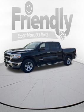 Diamond Black Crystal Pearlcoat 2020 RAM 1500 Big Horn/Lone Star