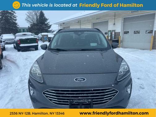 2022 Ford Escape Titanium