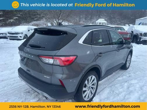 2022 Ford Escape Titanium