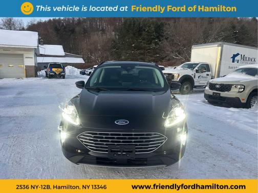 2022 Ford Escape Titanium