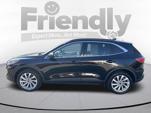 2022 Ford Escape Titanium