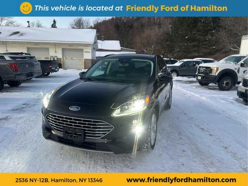 2022 Ford Escape Titanium