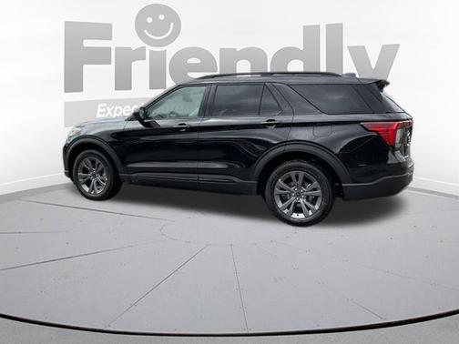 AGATE BLACK METALLIC 2026 Ford Explorer Active