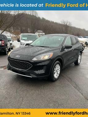 2022 Ford Escape SE