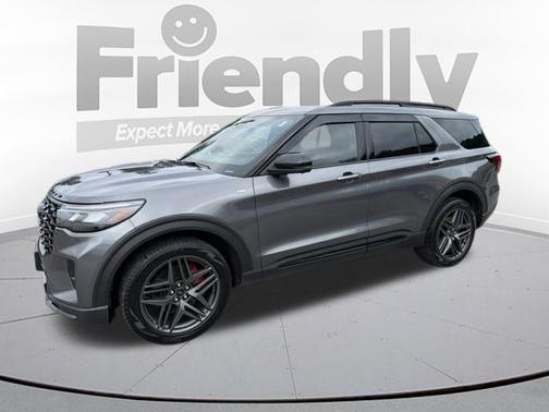 Carbonized Gray Metallic 2025 Ford Explorer ST-Line