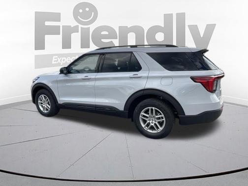 SPACE WHITE METALLIC 2026 Ford Explorer Active