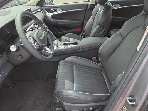 2026 Genesis G70 2.5T RWD Prestige