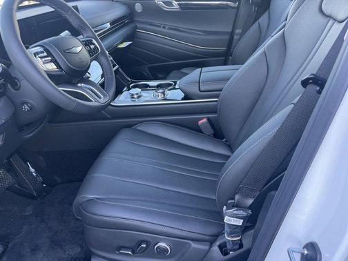 2025 Genesis GV80 2.5T