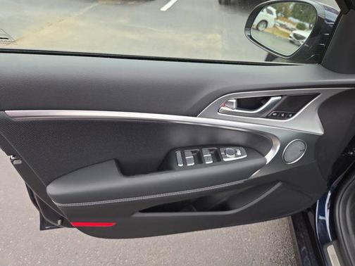 2026 Genesis G70 2.5T RWD Prestige