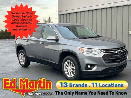 2021 Chevrolet Traverse LT Cloth