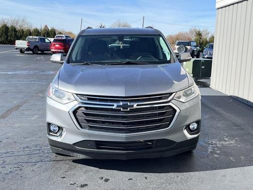 2021 Chevrolet Traverse LT Cloth