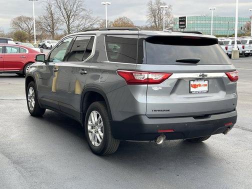 2021 Chevrolet Traverse LT Cloth