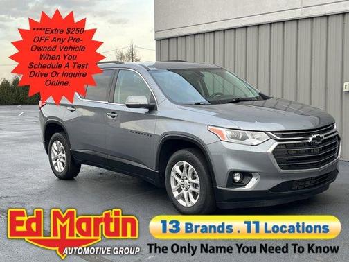 2021 Chevrolet Traverse LT Cloth