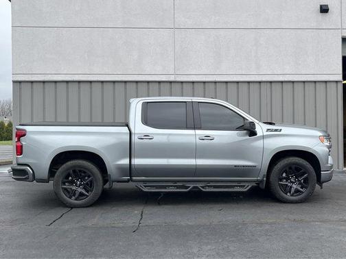 Sterling Gray Metallic 2023 Chevrolet Silverado 1500 RST
