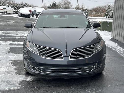 2013 Lincoln MKS Base