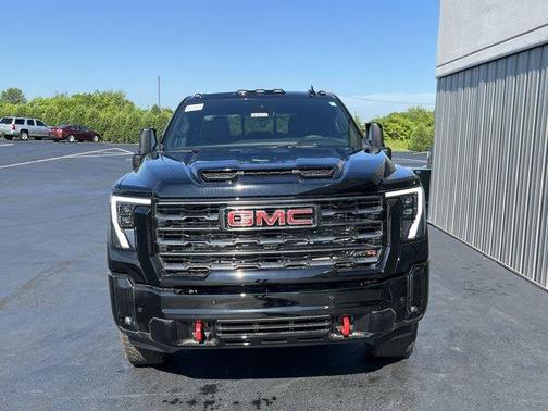 2025 GMC Sierra 2500 AT4