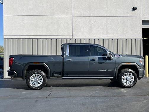 2023 GMC Sierra 2500 Denali