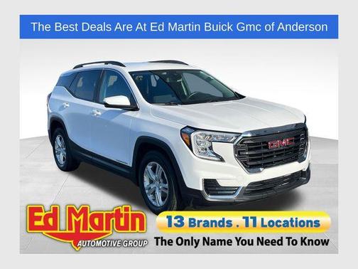 Summit White 2023 GMC Terrain SLE