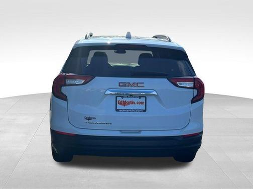 Summit White 2023 GMC Terrain SLE