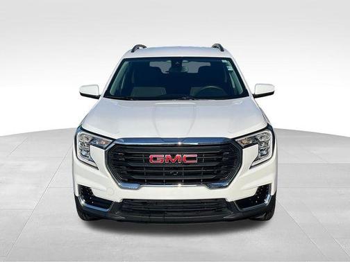 Summit White 2023 GMC Terrain SLE