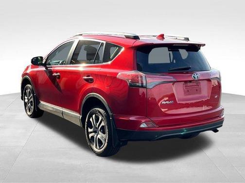 Barcelona Red Metallic 2017 Toyota RAV4 LE
