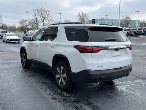 2023 Chevrolet Traverse LT Leather