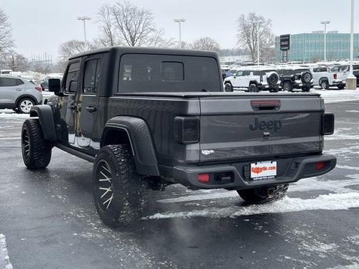 2023 Jeep Gladiator Sport