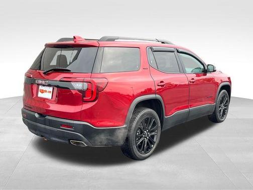 Volcanic Red 2023 GMC Acadia SLT