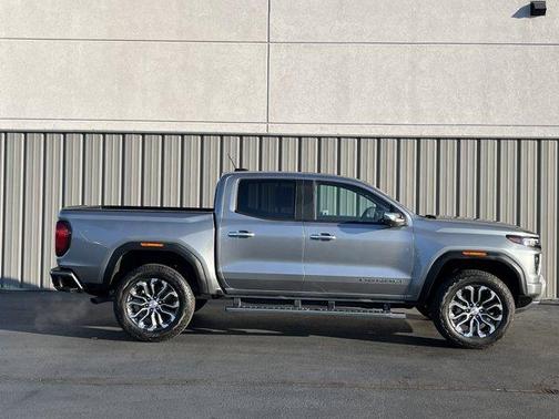 2024 GMC Canyon Denali