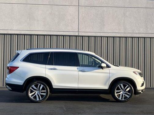 2018 Honda Pilot Touring