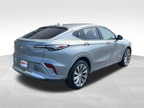Moonstone 2026 Buick Envista Avenir