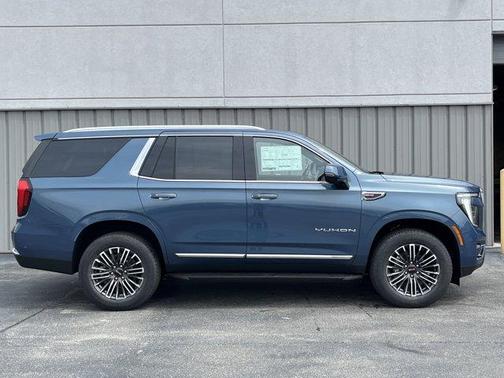 2025 GMC Yukon Elevation