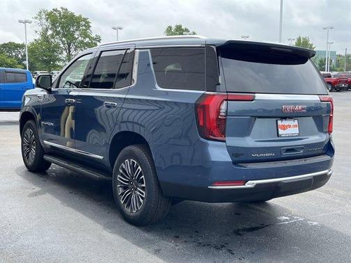 2025 GMC Yukon Elevation