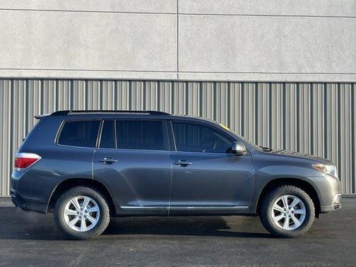 2012 Toyota Highlander SE