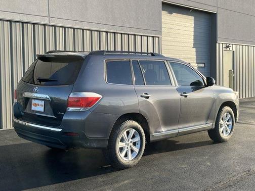 2012 Toyota Highlander SE