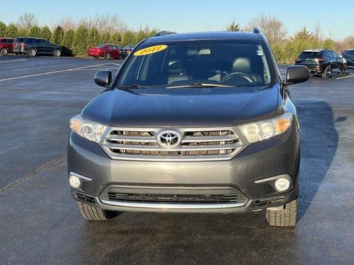 2012 Toyota Highlander SE
