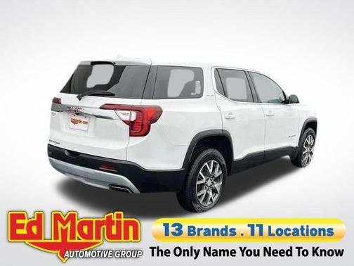 Summit White 2021 GMC Acadia SLE