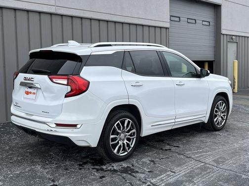 Summit White 2022 GMC Terrain Denali