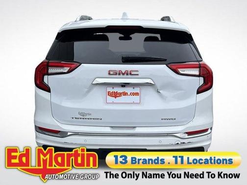 Summit White 2022 GMC Terrain Denali