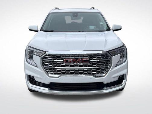 Summit White 2022 GMC Terrain Denali