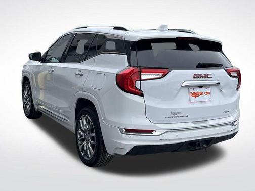 Summit White 2022 GMC Terrain Denali