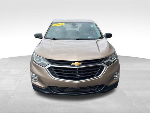 Sandy Ridge Metallic 2018 Chevrolet Equinox LS