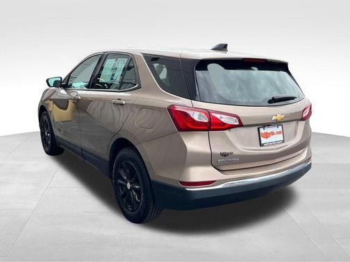 Sandy Ridge Metallic 2018 Chevrolet Equinox LS