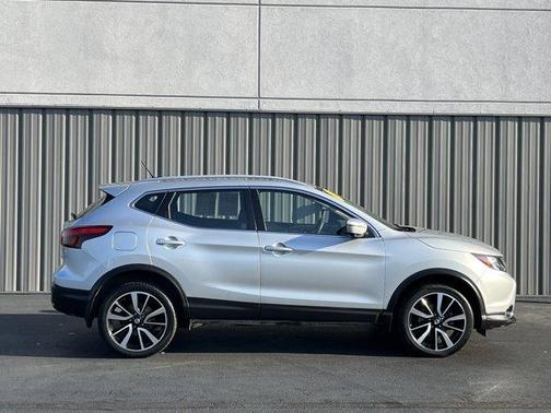 2017 Nissan Rogue Sport SL