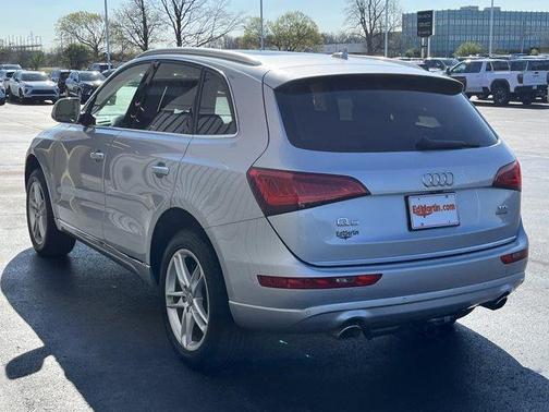 Maya Brown Metallic 2015 Audi Q5 3.0T Prestige