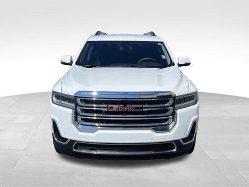 Summit White 2023 GMC Acadia SLE