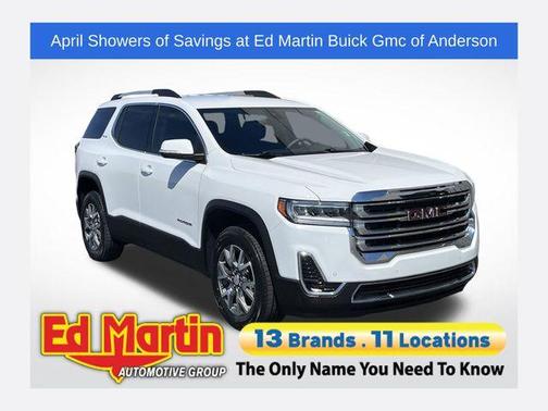 Summit White 2023 GMC Acadia SLE